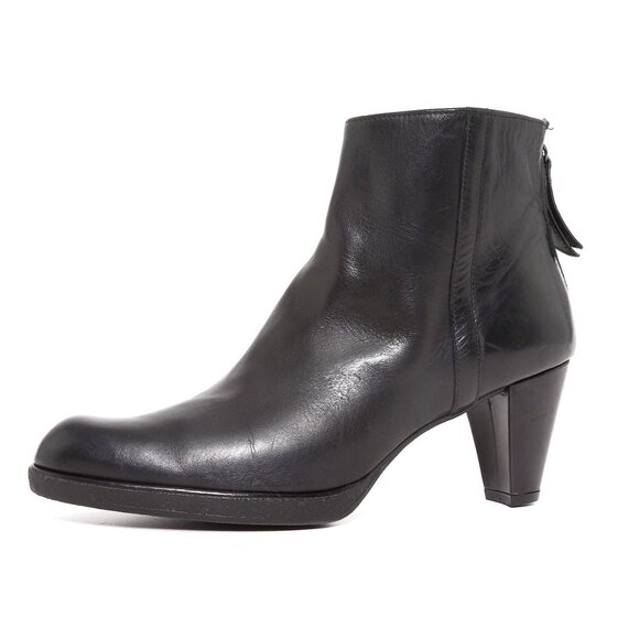 Stuart Weitzman Back Zipper Leather Ankle Boots Black  Size 10 - Picture 1 of 15